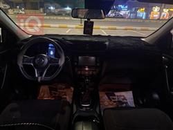 نیسان ڕۆگ سپۆرت